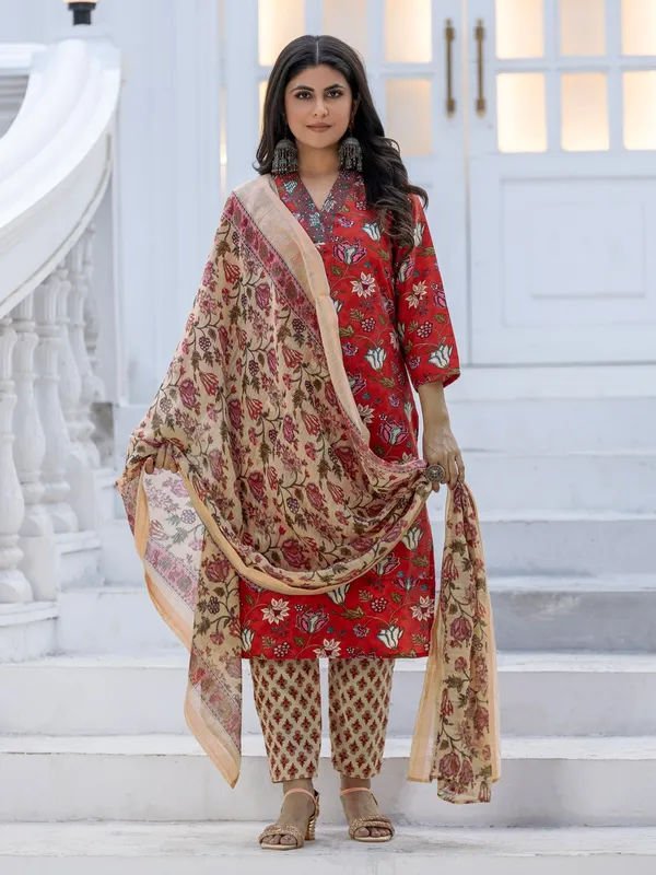 Red_Premium_Khadi_Cotton_Kurta_Set_For_Women
