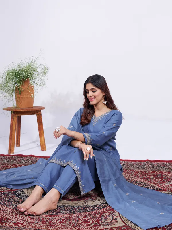 Denim_Blue_Grace_Rayon_Embroidered_Kurti_Pant_Dupatta_Set