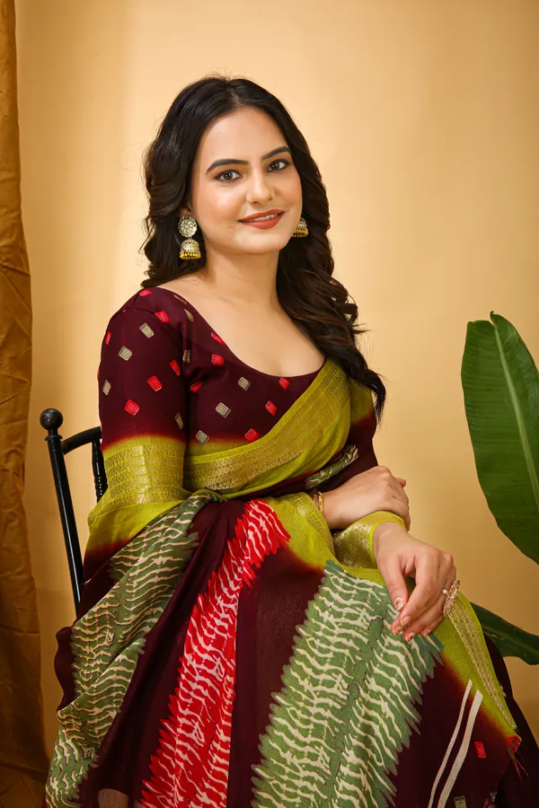 Brown_&_Green_Marshmallow_Fabric_Saree_With_Unstitched_Blouse_Piece