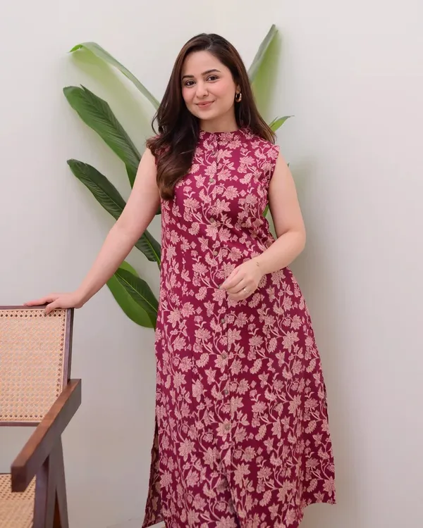 Maroon_Premium_Simar_Silk_Kurta_Set_For_Women