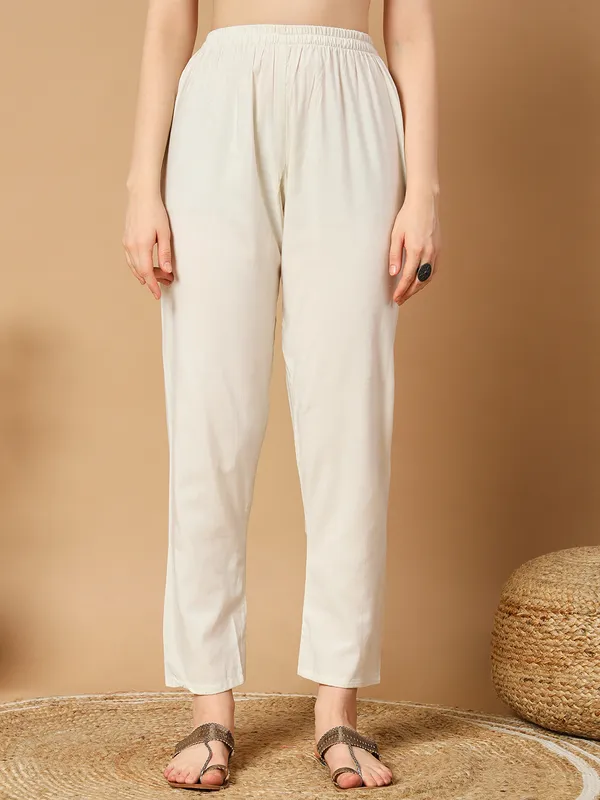 Ivory_And_Purple_Khadi_Cotton_Embroidered_Kurta_With_Pant_And_Dupatta_For_Women