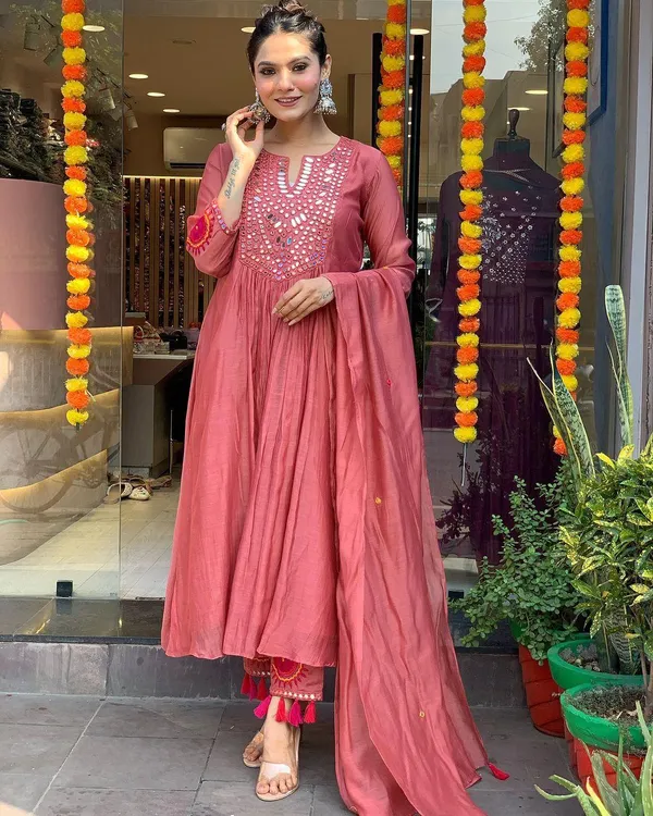 Rosewood_Pink_Muslin_Cotton_Mirror_Embroidered_Kurta_With_Pant_&_Dupatta_|_For_Women