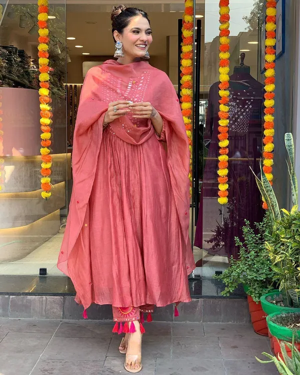 Rosewood_Pink_Muslin_Cotton_Mirror_Embroidered_Kurta_With_Pant_&_Dupatta_|_For_Women