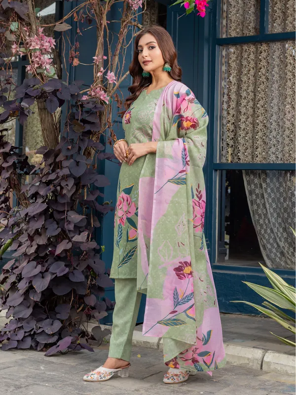 Mehendi_Green_Cotton_Blend_Printed_Kurti_Pant_Dupatta_Set