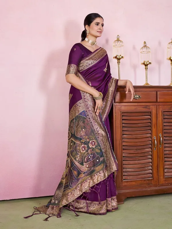 Royal_Violet_Silk_Blend_Saree_With_Unstitched_Blouse_Piece