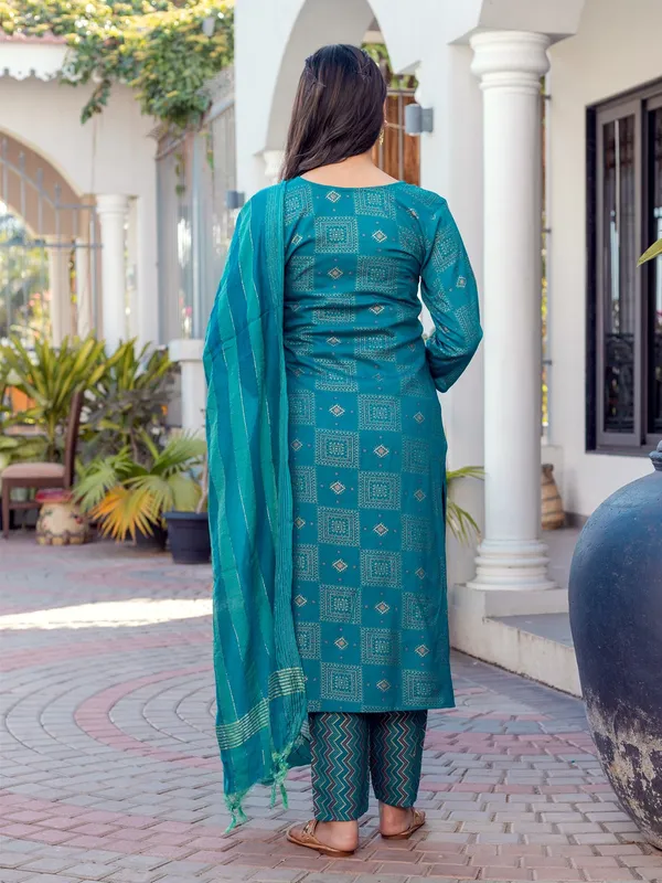 Rama_Premium_Rayon_Kurta_Set_For_Women