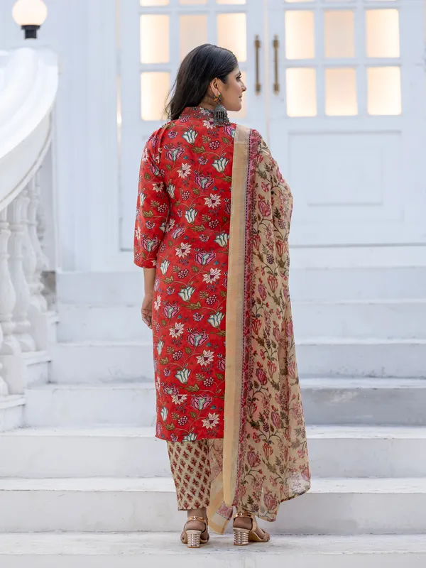 Royal_Red_Rayon_Printed_Kurti_Pant_Dupatta_Set