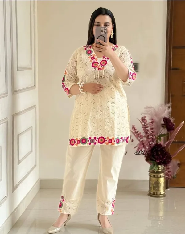 Off-White_Premium_Rayon_Kurta_Set_For_Women