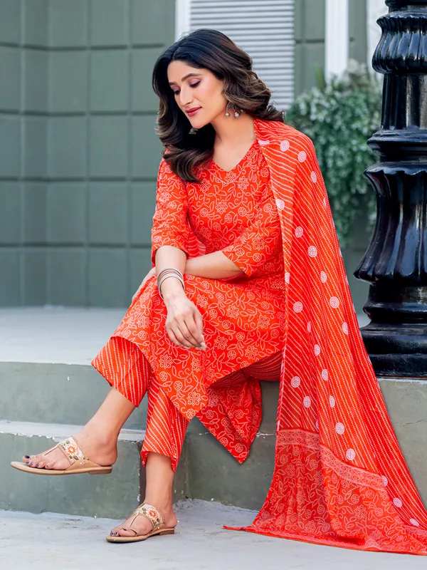Trendy_Cotton_Blend_Printed_Kurti_Pant_Dupatta_Set