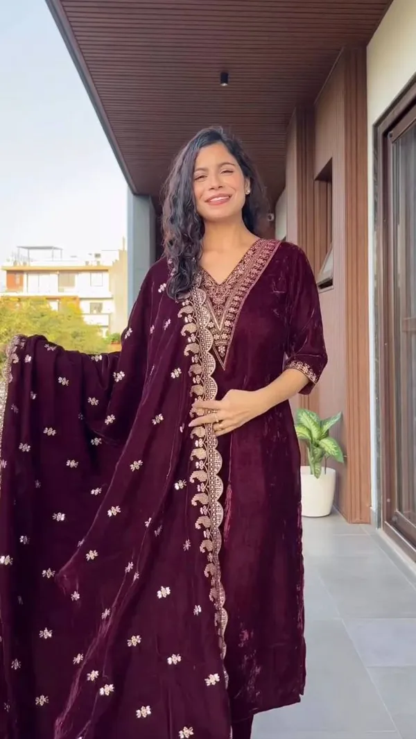 Wine_Velvet_Embroidered_Kurta_Set_For_Women