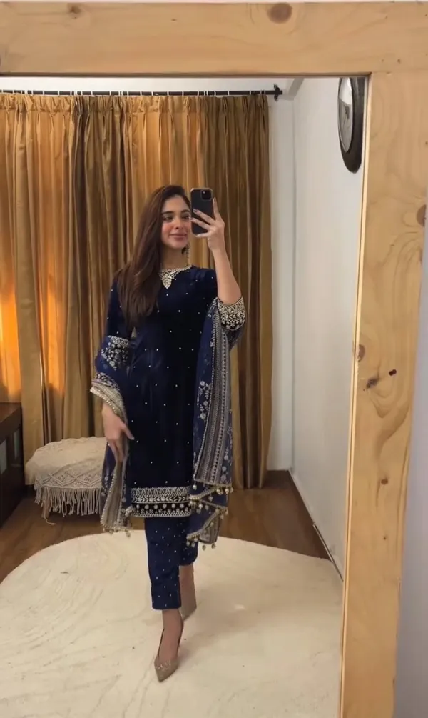 Navy_Blue_Premium_Velvet_Suit_Set_For_Women