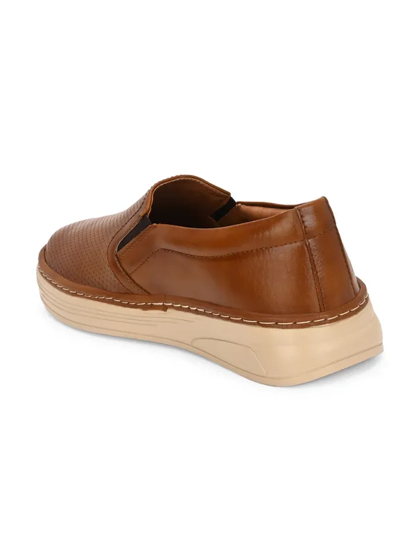 Beige_Synthetic_Leather_Casual_Shoe_For_Men