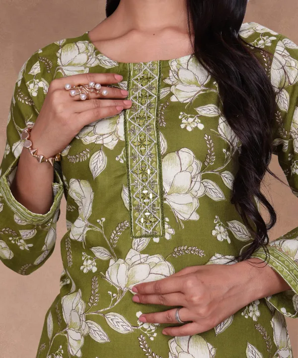 Green_Cotton_Kurti_Pant_Set_For_Women