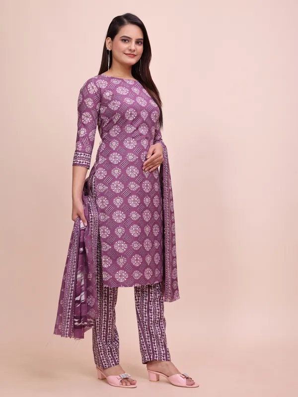 Purple_Cotton_Kurti_Pant_Dupatta_Set_For_Women