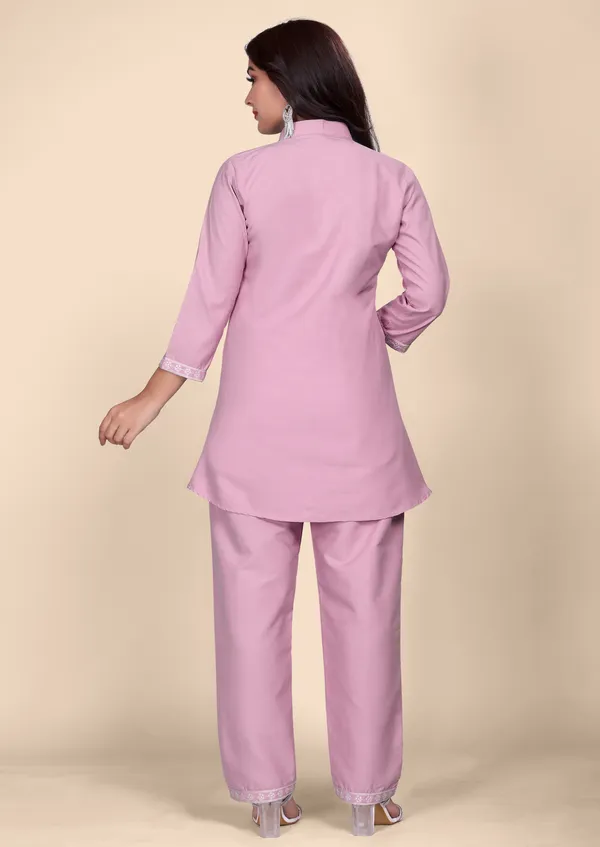 Women's_Pink_Cotton_Co-Ords_Set_with_Floral_Thread_Embroidery_Work_&_Straight_Pants