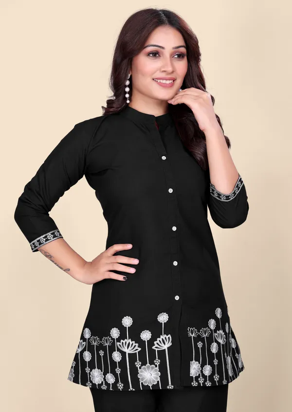 Women's_Black_Cotton_Co-Ords_Set_with_Floral_Thread_Embroidery_Work_&_Straight_Pants