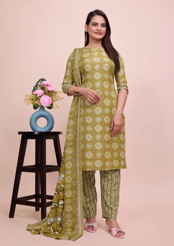 Green_Cotton_Kurti_Pant_With_Dupatta_Set_For_Women