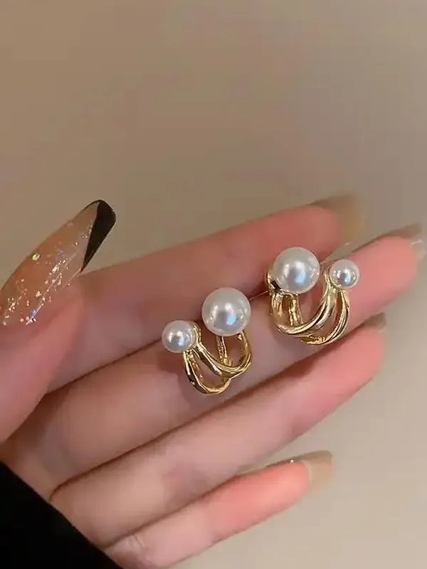 Golden_Stainless_Steel_Designer_Korean_Style_Plated_Stone_Cute_Stud_Drop_Earring_For_Women