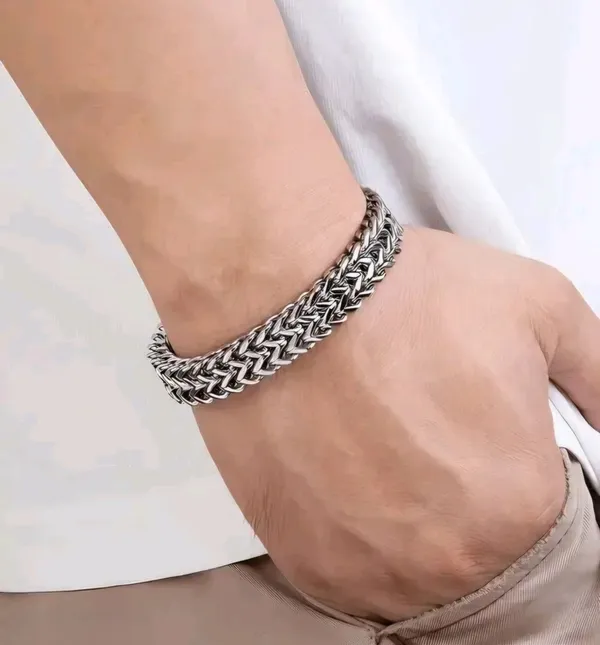 Silver_Stainless_Steel_Dual_Curb_Chain_Birthday_And_Anniversary_And_Husband_Valentine_Gift_Rakhi_Bracelet_For_Men
