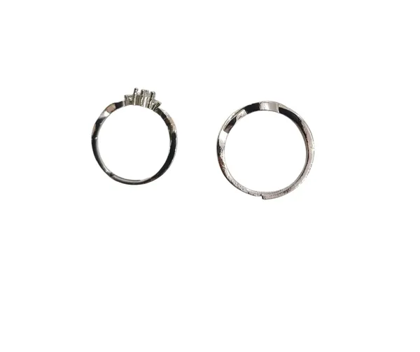 Silver_Stainless_Steel_Couple_Valentine_Plated_Crystal_Couple_Ring_For_Women_(Pack_Of_2)