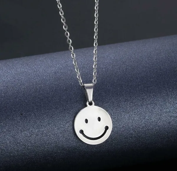 Multicolor_Stainless_Steel_Gothic_Smiley_Cool_Hippie_Streetwears_Necklaces_Kpop_Choker_With_Pendant_For_Women