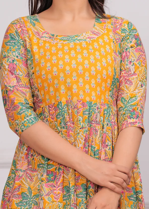 Peach_Maternity_Feeding_Kurti_For_Women_|_Cotton_Blend_Anarkali_Dress_With_Nursing_Zip_For_Pre_&_Post_Pregnancy