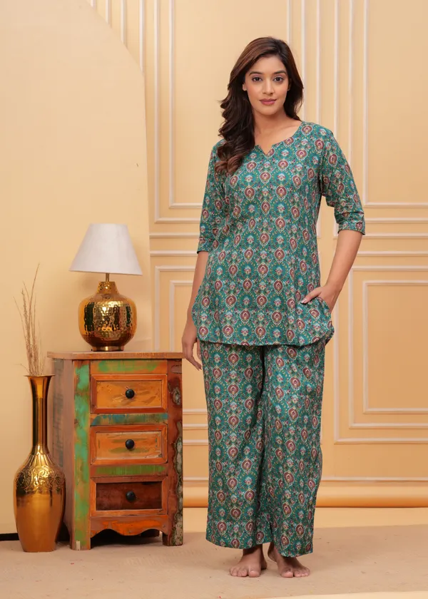 Green_Cotton_Printed_Co-Ord_Set_Kurta_With_Pant_Set_For_Women