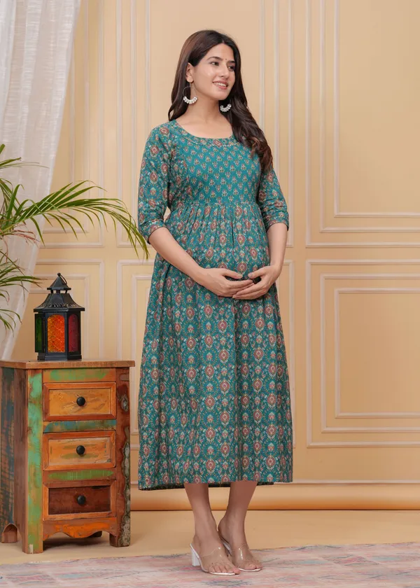 Green_Maternity_Feeding_Kurti_For_Women_|_Cotton_Blend_Anarkali_Dress_With_Nursing_Zip_For_Pre_&_Post_Pregnancy