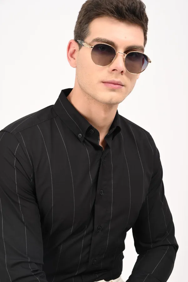 Black_Cotton_Relaxed_Fit_Striped_Shirt_For_Men