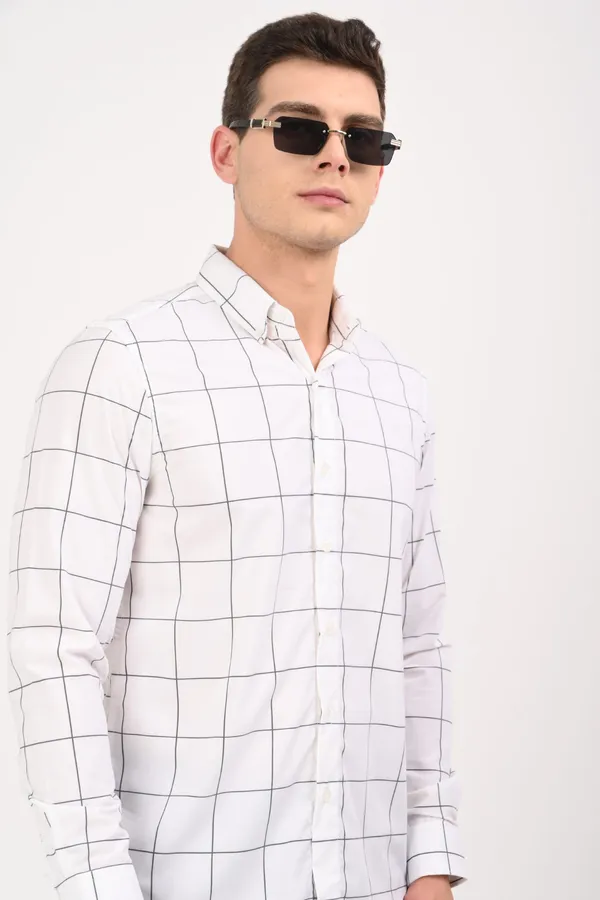 White_Cotton_Regular_checkered_shirt_For_Men