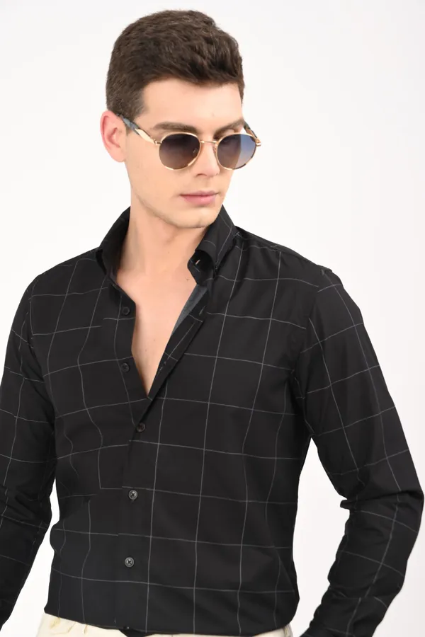 Black_Cotton_Regular_checkered_shirt_For_Men