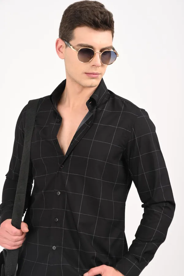 Black_Cotton_Regular_checkered_shirt_For_Men