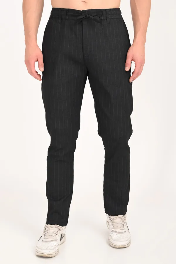 Black_Cotton_Regular_Trouser_For_Men