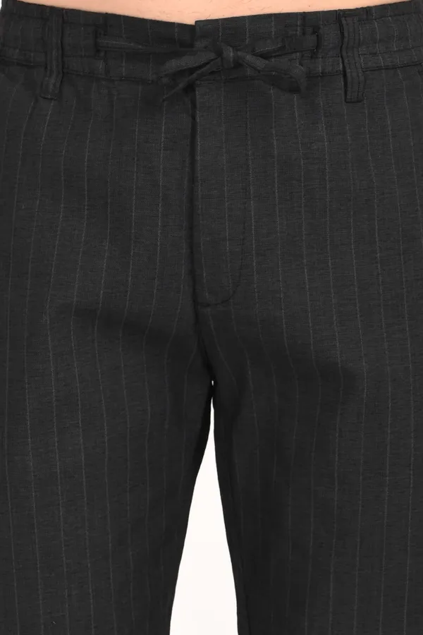 Black_Cotton_Regular_Trouser_For_Men