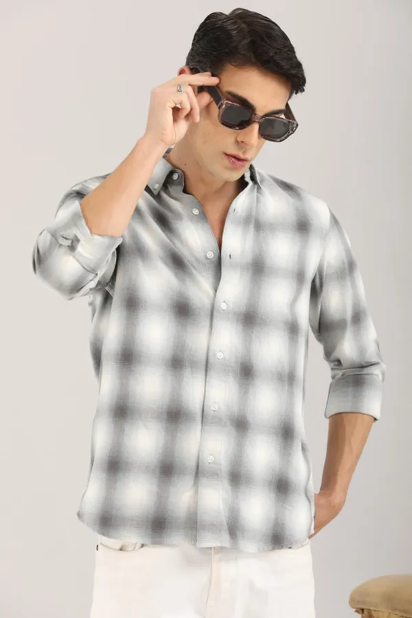 Grey_And_White_Plaid_Pattern_Checks_Full_Sleeve_Shirt