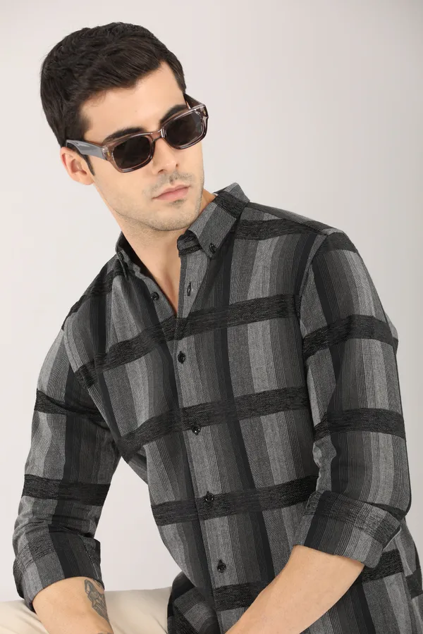 Black_Shenyl_Checks_Full_Sleeve_Shirt