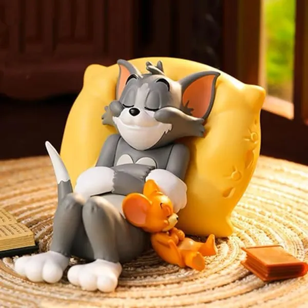 Blue_Tom_&_Jerry_Sleeping_Car_Interior_Accessory_Cute_Toy_For_Your_Car_Dashboard_Or_Tabletop
