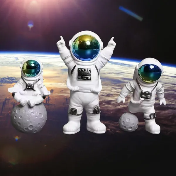 Multicolour_Car_Dashboard_Decoration_Items_God_Idol_&_Miniature_Toys_Stylish_Car_Decor_Accessories_For_Car_Home_&_Office_3_Piece_Astronaut