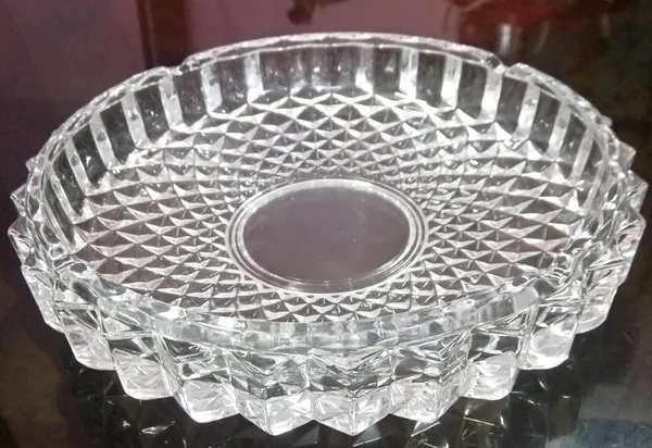 Multicolor_Crystal_Quality_Heavy_Glass_Ashtray_(Ash_Tray_18_Cm_2Pc)