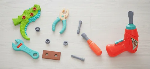 HALO_NATION_Kids_Engineering_Tool_Set_with_Helmet_&_Jacket_|_Pretend_Play_fancy_dress_kit_()