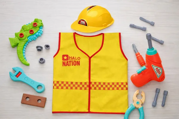 HALO_NATION_Kids_Engineering_Tool_Set_with_Helmet_&_Jacket_|_Pretend_Play_fancy_dress_kit_()