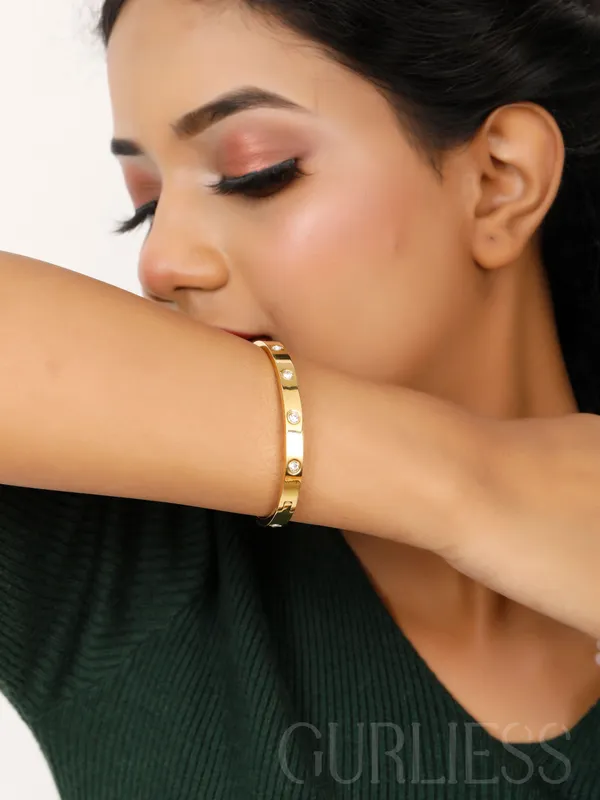 Demifine_Jewellery_Gold_Stainless_Steel_Premium_&_Elegant_Bracelet_For_Women_&_Girls