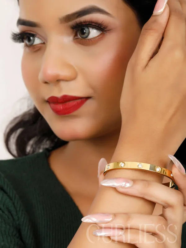 Demifine_Jewellery_Gold_Stainless_Steel_Premium_&_Elegant_Bracelet_For_Women_&_Girls