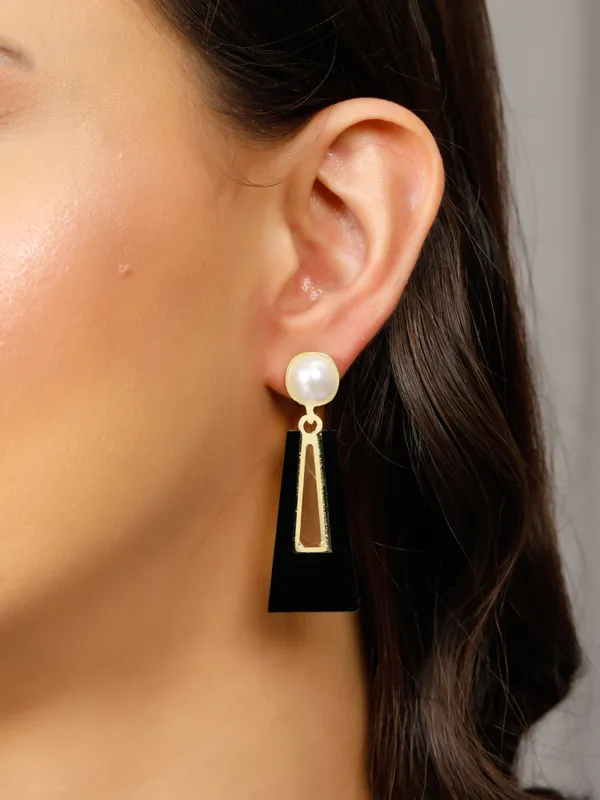 Black_Alloy_,_Stainless_Steel_&_Resin_Premium_&_Elegant_Earrings_For_Women_&_Girls_(Set_Of_2)