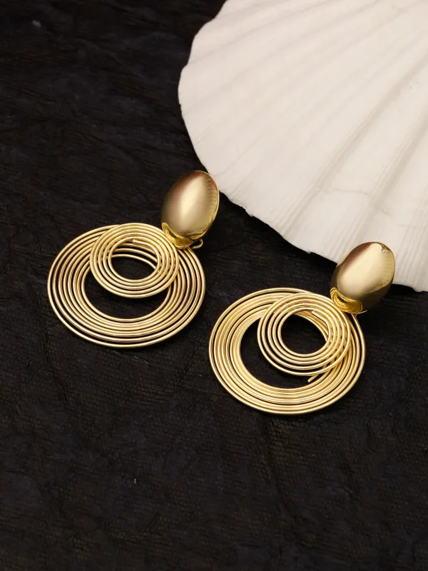 Gold_Alloy_,_Stainless_Steel_&_Resin_Premium_&_Elegant_Earrings_For_Women_&_Girls_(Set_Of_2)