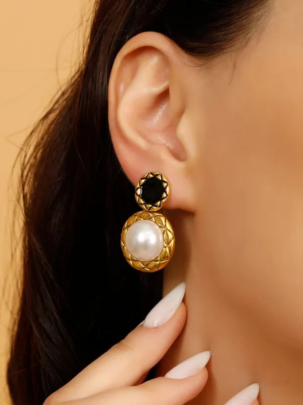 Multicolor_Alloy_,_Stainless_Steel_&_Resin_Premium_&_Elegant_Earrings_For_Women_&_Girls_(Set_Of_2)