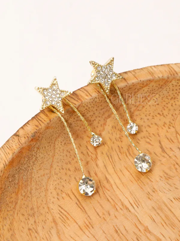 Multicolor_Alloy,_Stainless_Steel_&_Resin_Premium_&_Elegant_Earrings_For_Women_&_Girls_(Set_Of_2)