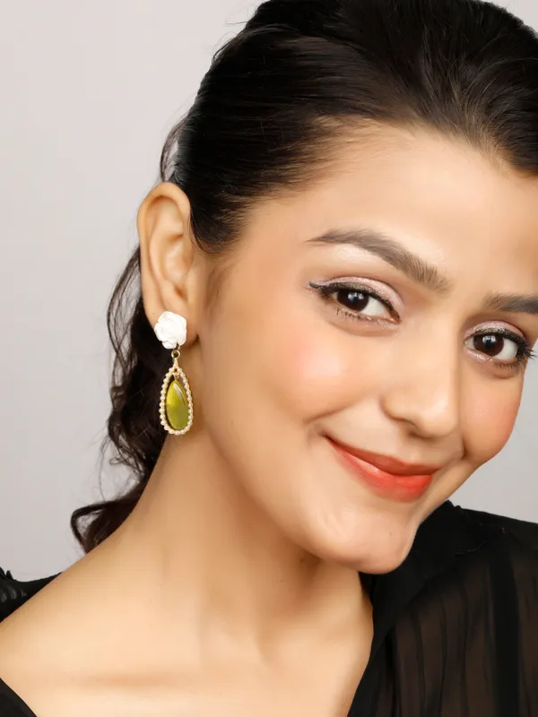 Multicolor_Alloy,_Stainless_Steel_&_Resin_Premium_&_Elegant_Earrings_For_Women_&_Girls_(Set_Of_2)