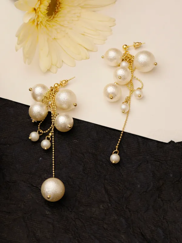 Multicolor_Alloy,_Stainless_Steel_&_Resin_Premium_&_Elegant_Earrings_For_Women_&_Girls_(Set_Of_2)