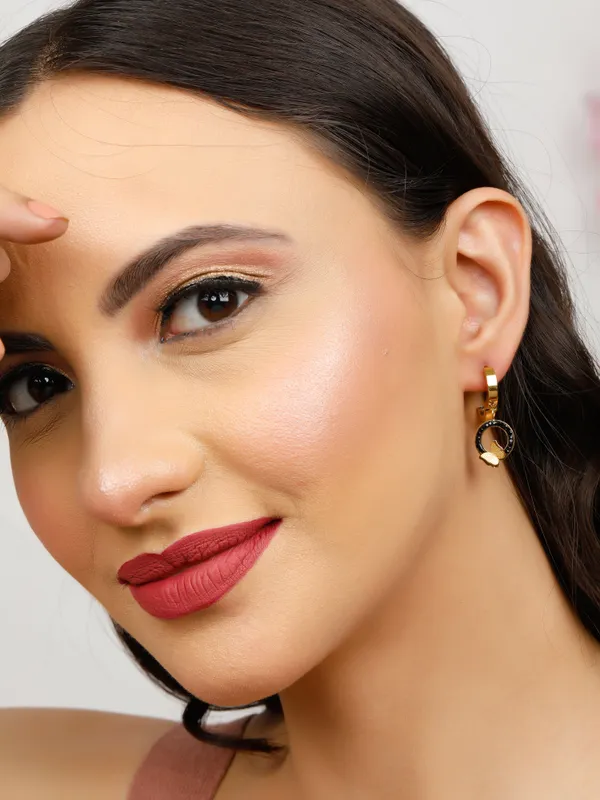 Demifine_Jewellery_Gold_&_Black_Alloy_&_Stainless_Steel_Premium_&_Elegant_Earrings_For_Women_&_Girls_(Set_Of_2)